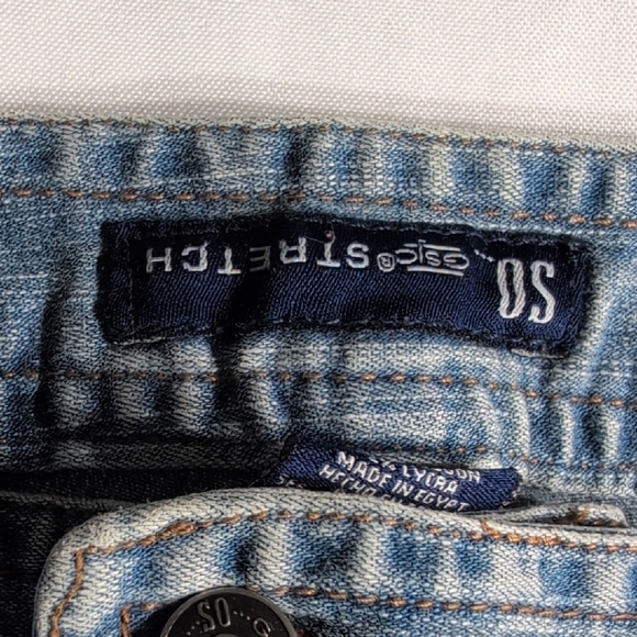 SO Blue Ankle Cropped Jeans with Relaxed Fit - Picture 3 of 8